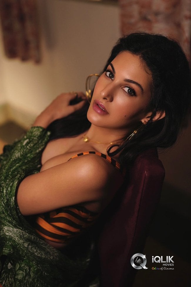 Amyra-Dastur